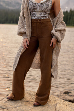 Avina Pants in Nutmeg