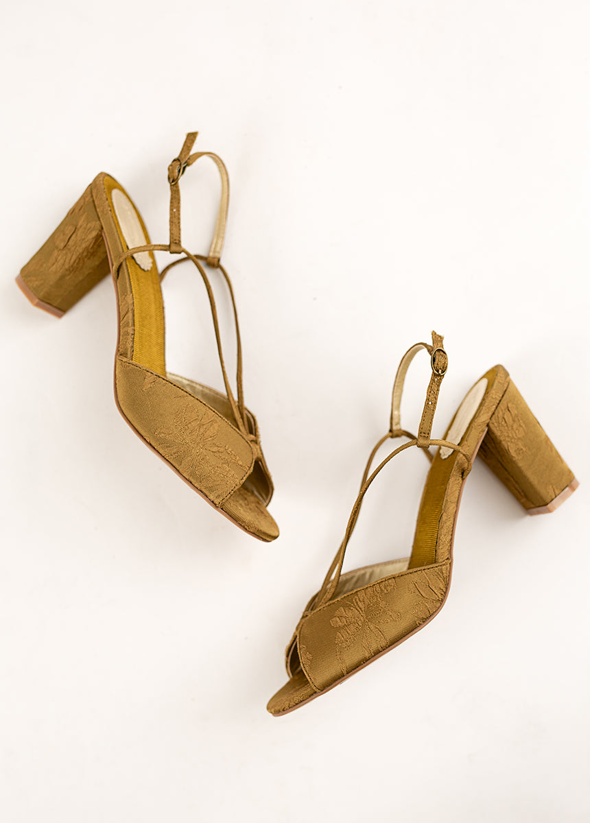 Amore Heel in Bistre - Image 3