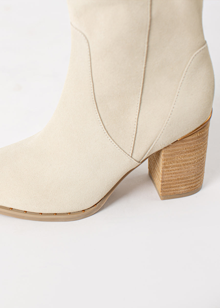 Nyra Slouch Boot in Ivory - Image 11